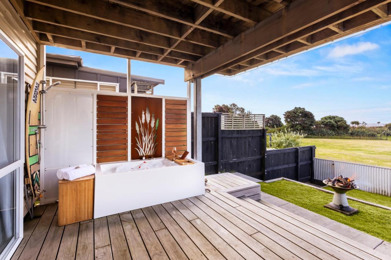 Villa Taranaki Beach House - Great Sea Views Waitara Exterior foto